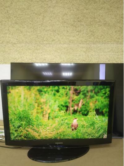 Телевизор SAMSUNG LE40R81B